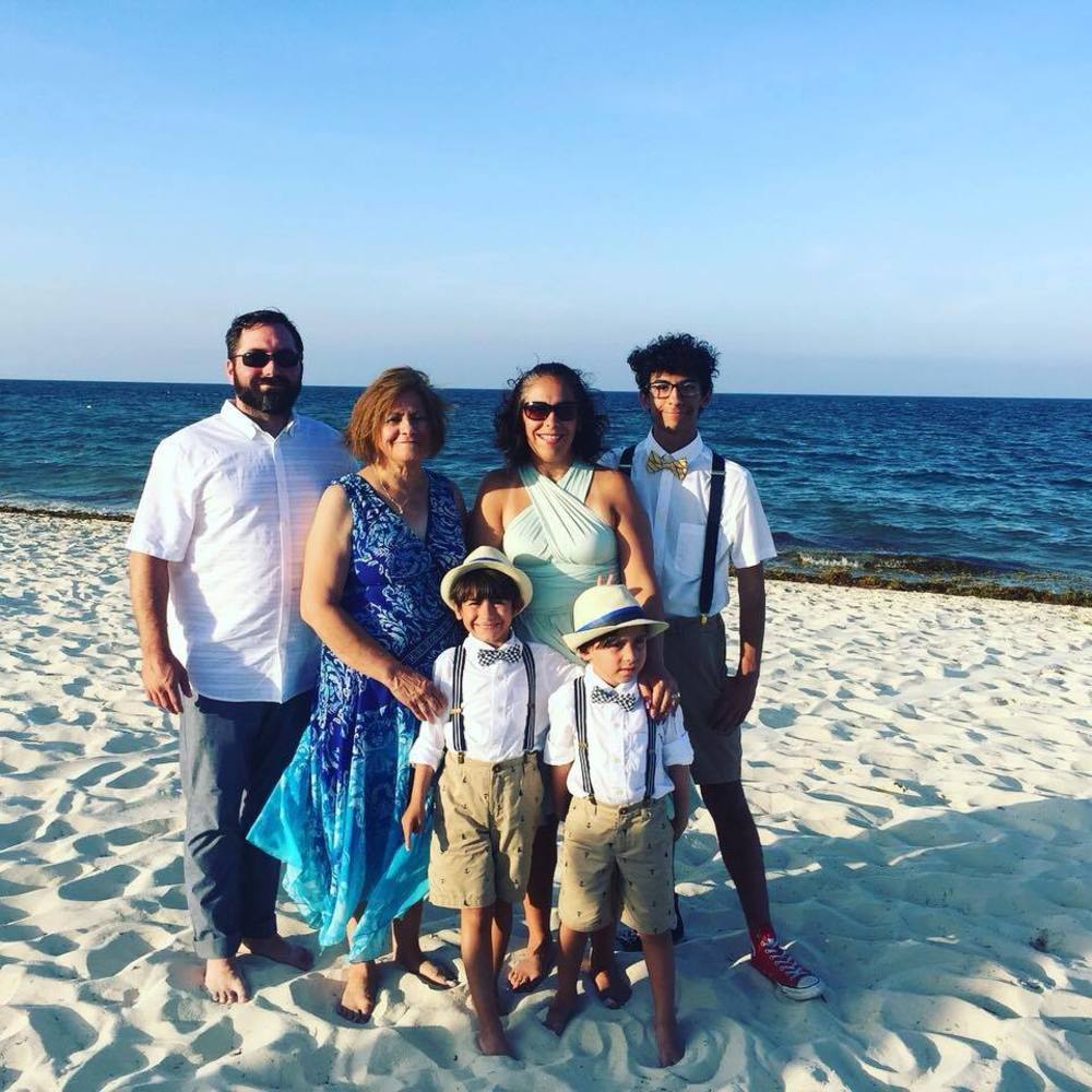 Meet your Posher, Carmen